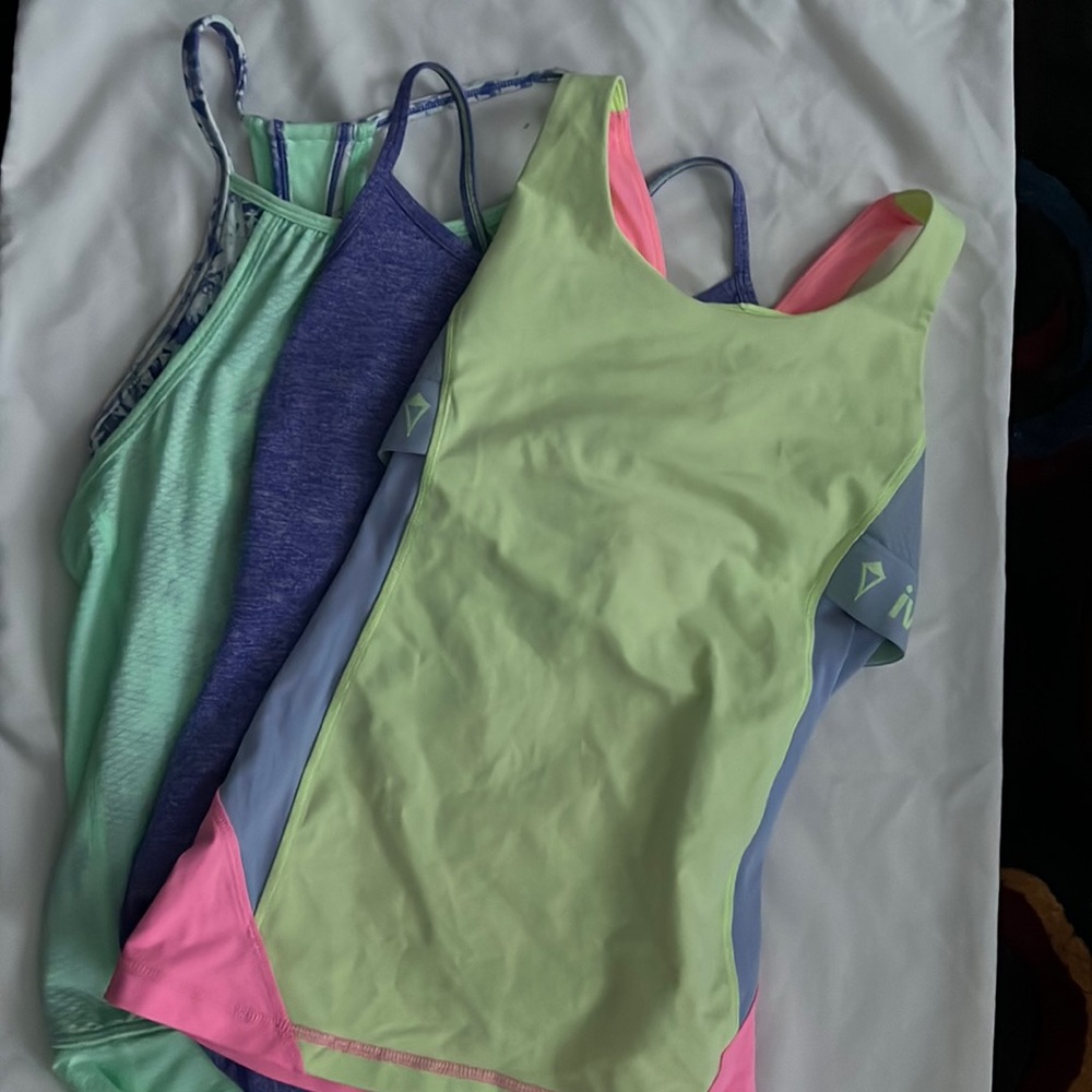 Ivivva, 3 pack of tanks